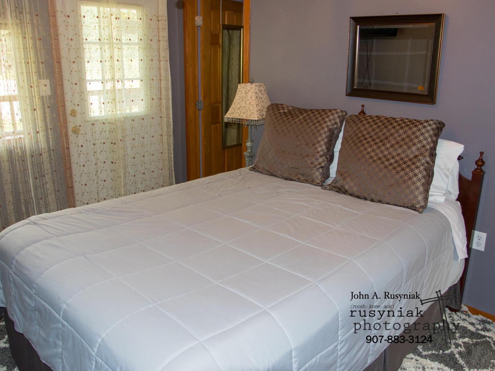 A Hyde Away Inn B&B トック エクステリア 写真